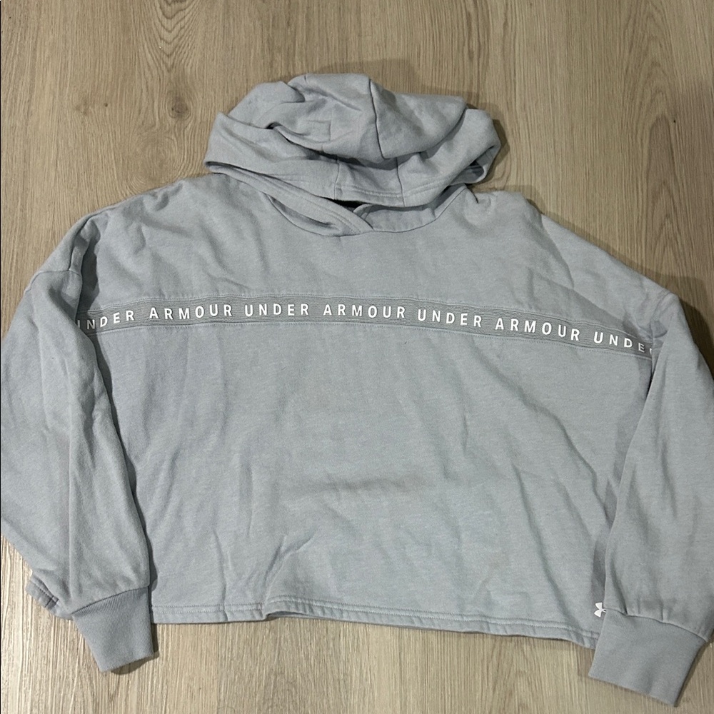 Under Armour Light Gray Pullover